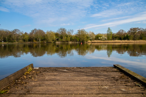 arrowvalleylake redditch lake landscape lakeview nature reflection spring lockdown dailyexercise sky water worcestershire uk greatbritain canon canoneos canon80d canonuk leadinglines pier