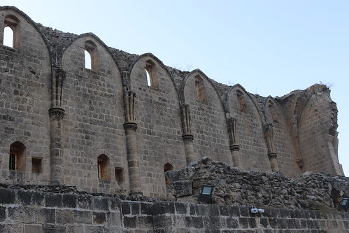 bellapais abbey monastery gothic ruin medieval historic building architecture arch cyprus kıbrıs kktc trnc κύπροσ christian