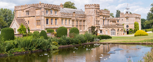 forde abbey countryhouse mansion building listed garden lake canal landscape ancient historic cictercian dorset panorama photomerge reflection