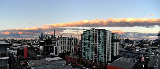 8072M Mayday dawn light on clouds panorama DSC_0002_stitch