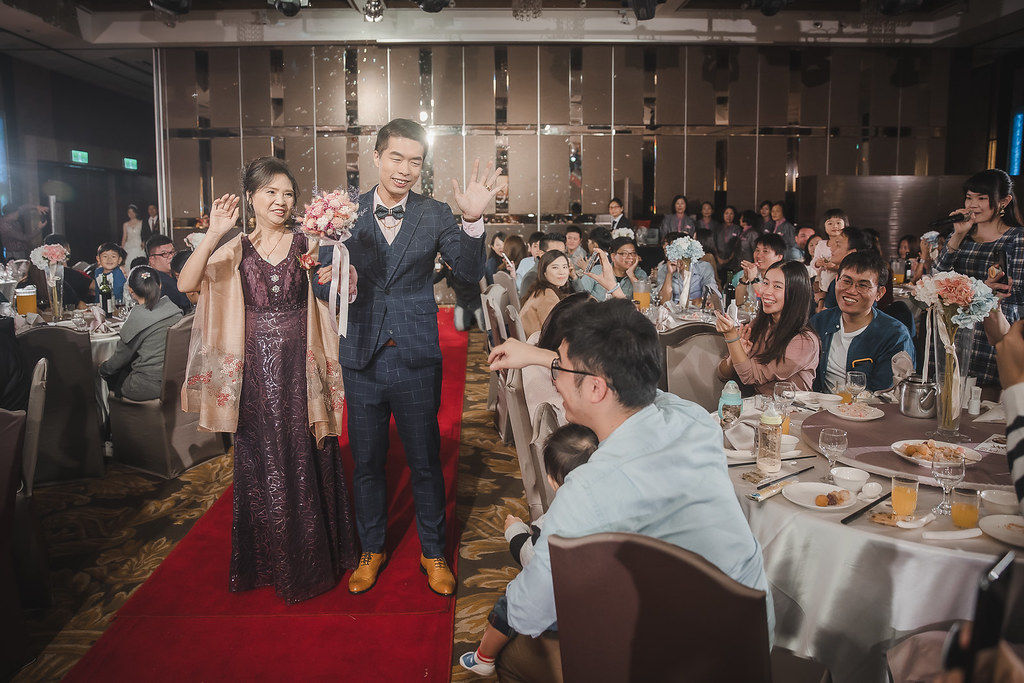 [婚禮攝影]志瑋哲欣 幸福午宴@三重彭園餐廳-最專業的團隊完成每場完美婚禮紀錄，拍的不只好更要快! #台北婚攝