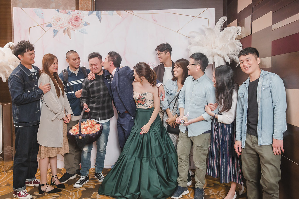 [婚禮攝影]志瑋哲欣 幸福午宴@三重彭園餐廳-最專業的團隊完成每場完美婚禮紀錄，拍的不只好更要快! #婚攝作品