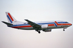 Air Holland B737-3Y0 PH-OZB BCN 17/04/1995