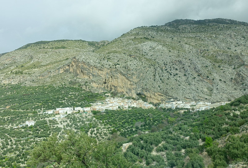 Cueva del Agua de Tiscar (Jaén), Un espectáculo natural de roca y agua. - Recorriendo Andalucía. (8)