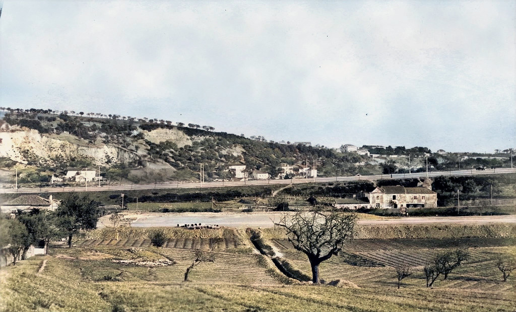 Panorâmica do Areeiro tirada da Quinta dos Lagares d' El-Rei, Areeiro (Fototipia animada de or. de Eduardo Portugal, 1947)