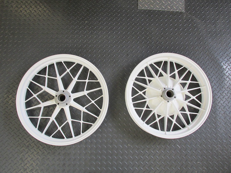 AFTER: Powder Coated Wheels in White