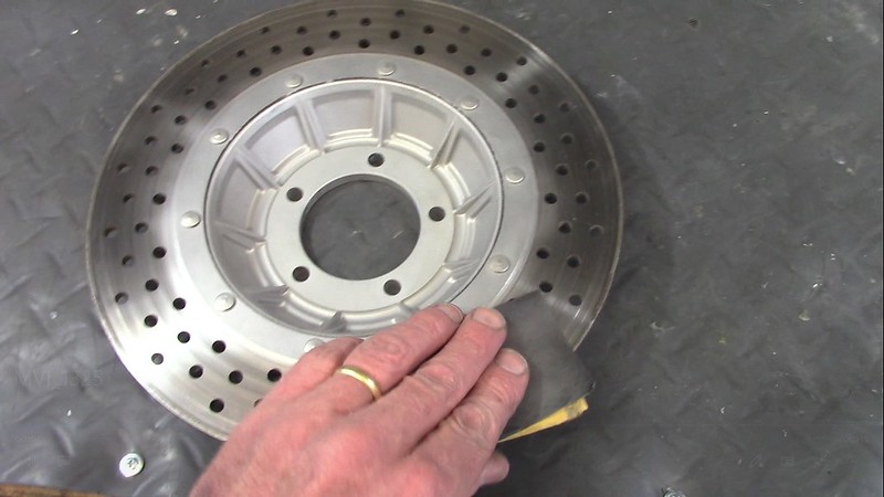 Sanding Rotor Faces with 400 Wet/Dry To Remove Baked On Brake Pad Grunge