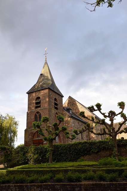 Sint-Dionysiuskerk | Asselt  --HDR--