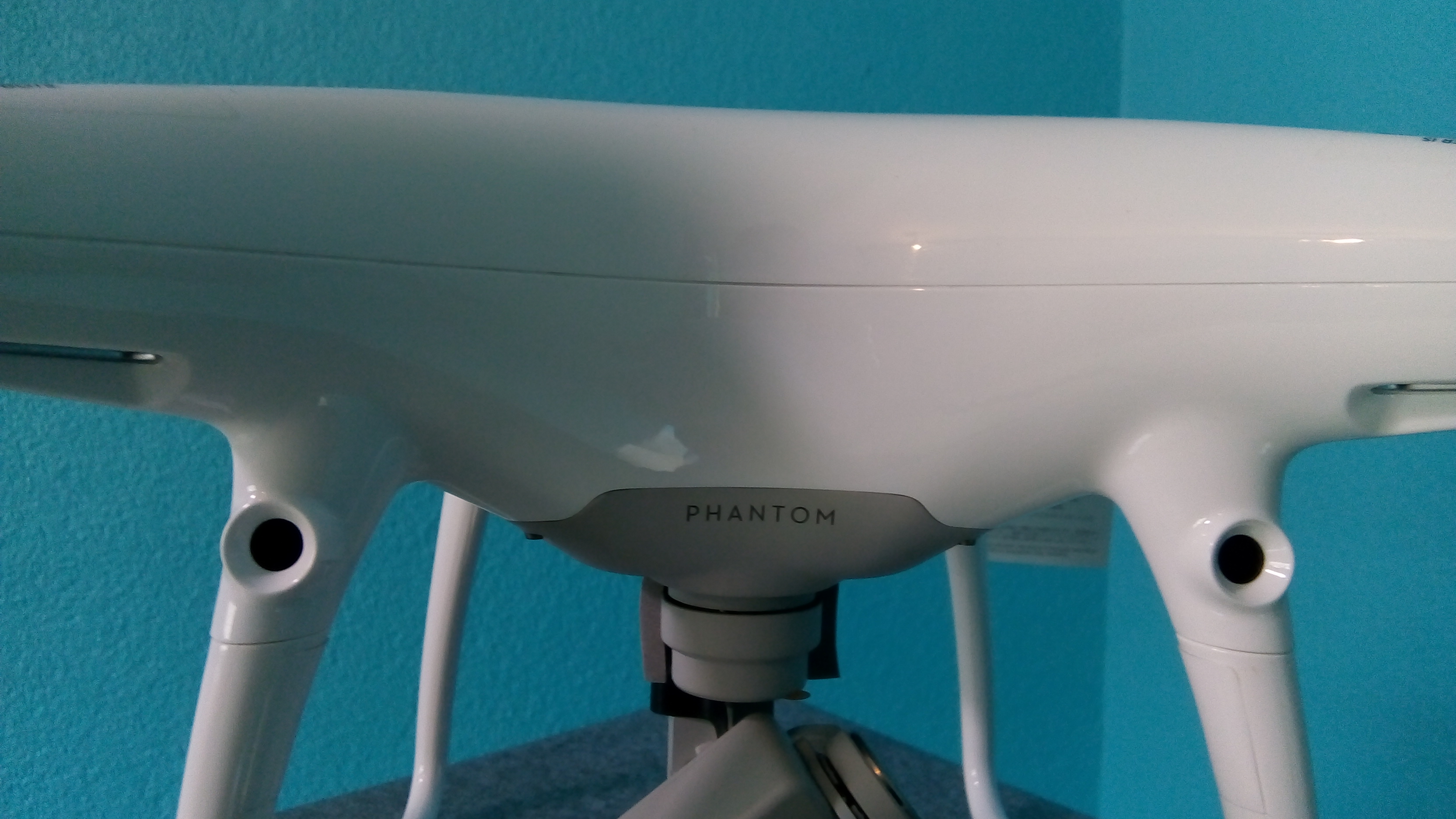Vista Frontal - DJI Phantom 4 Pro