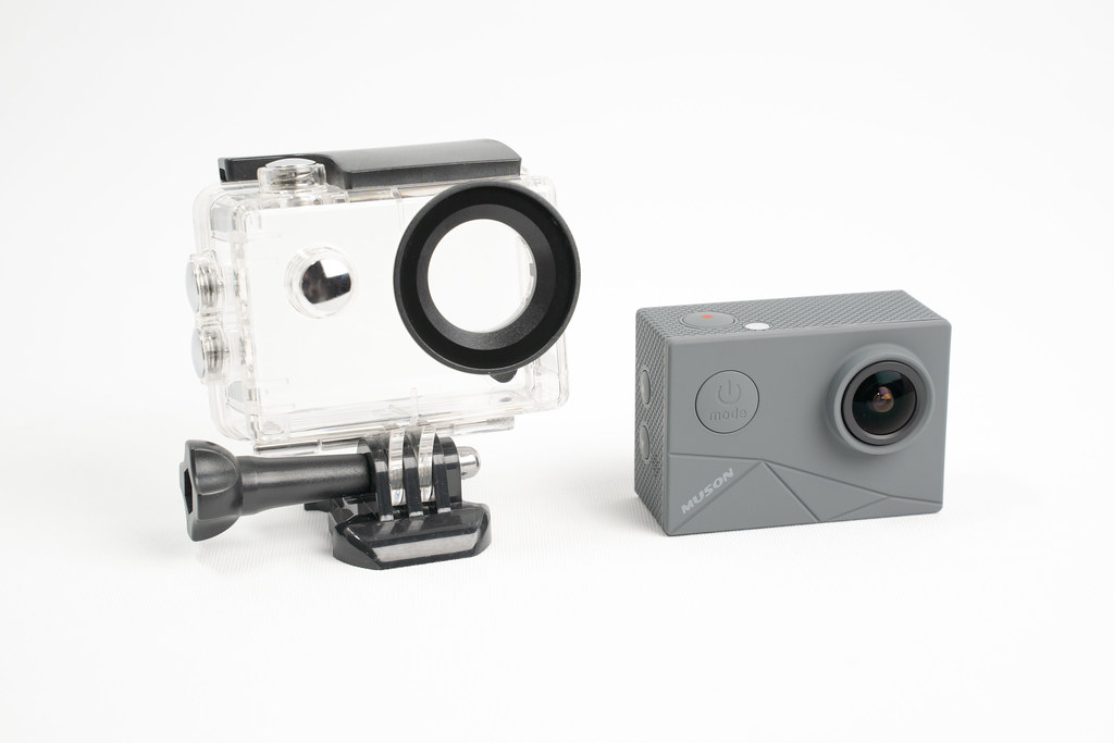 MUSON ULTRA1 4Kアクションカメラのレビュー。本体が防水や手ブレ補正に対応|おちゃカメラ。