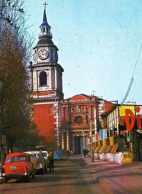 1968, Los miticos Juegos Diana en la Alameda, la Iglesia de San Francisco con su fachada antigua