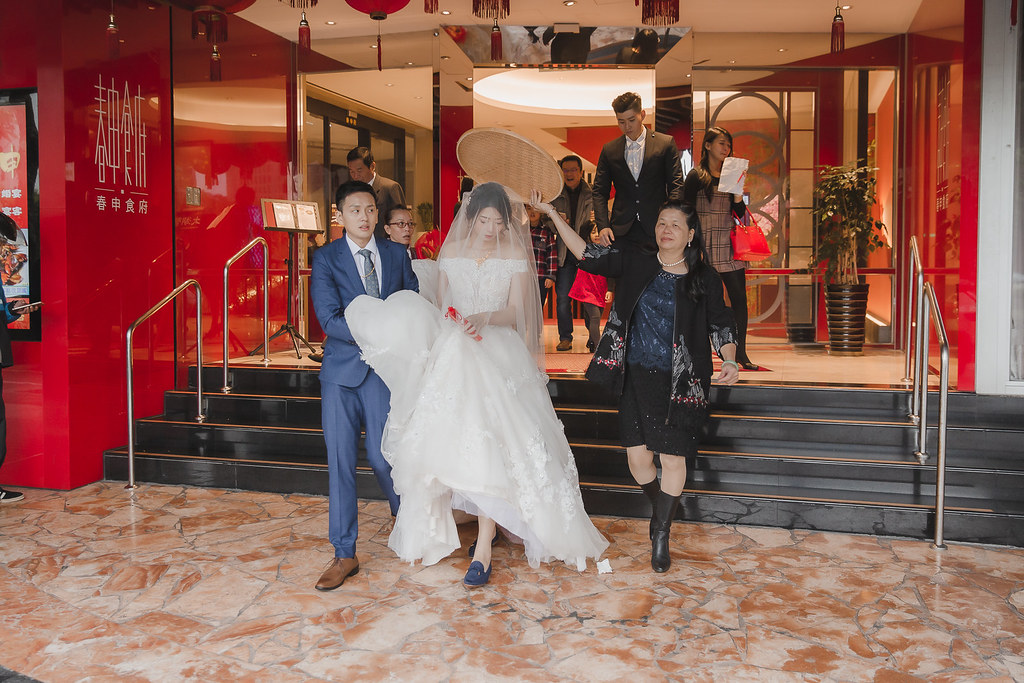 [婚禮攝影]庚祐曉薇 文定迎娶午宴@春申食府-最專業的團隊完成每場完美婚禮紀錄，拍的不只好更要快! #婚禮攝影