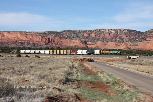 bnsf bn emd gp50 sd402 locomotive localtrain localfreight train railroad redrocks gallupsub transcon coolidge newmexico