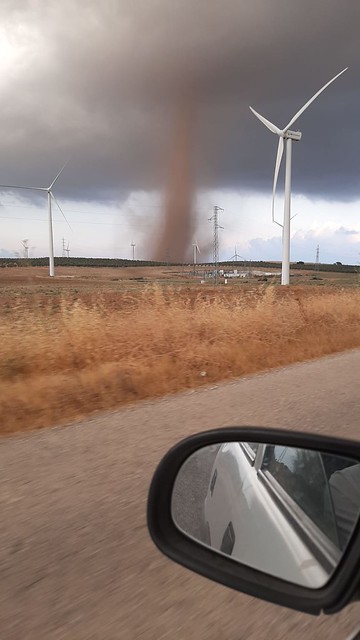 Tornado en Martín de la Jara (Sevilla)