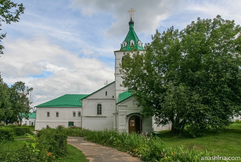 Александровская слобода, Успенская церковь