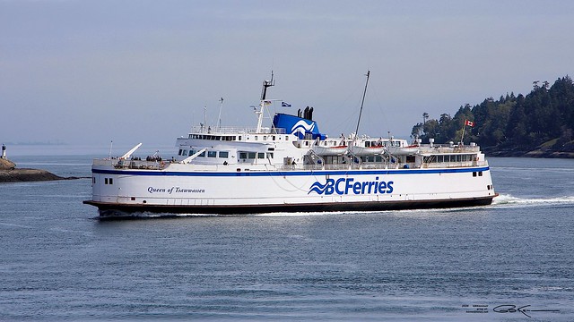 BC Ferries 'Queen of Tswwassen' in Active Pass