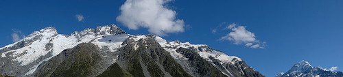 20-087 Hooker Valley Track panorama