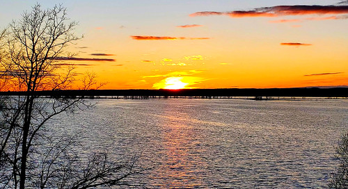 mypics settingsun sunset ottawariver clarencerockland ontario canada silhouettes