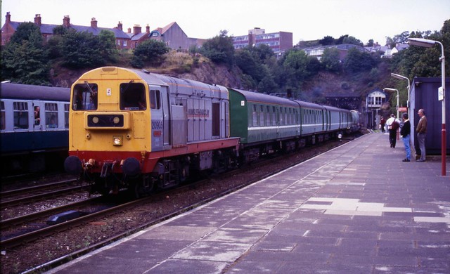 20905 with 20902 on rear, work the weed killer train through Bangor Station when seen on 5-9-90. I Cuthbertson collection