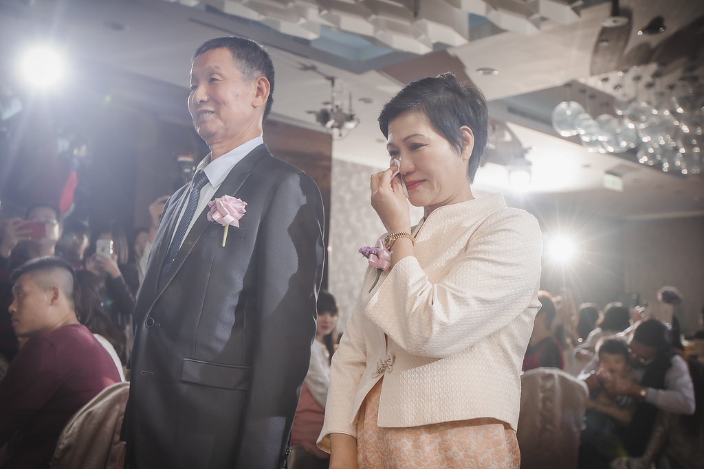 [婚禮攝影]文淵雅惠 文定迎娶午宴@新莊晶宴-最專業的團隊完成每場完美婚禮紀錄，拍的不只好更要快! #婚攝推薦