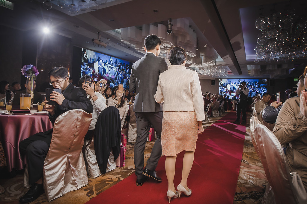 [婚禮攝影]文淵雅惠 文定迎娶午宴@新莊晶宴-最專業的團隊完成每場完美婚禮紀錄，拍的不只好更要快! #婚攝推薦