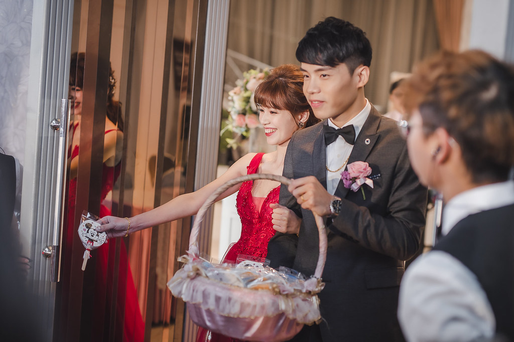 [婚禮攝影]文淵雅惠 文定迎娶午宴@新莊晶宴-最專業的團隊完成每場完美婚禮紀錄，拍的不只好更要快! #婚禮紀錄