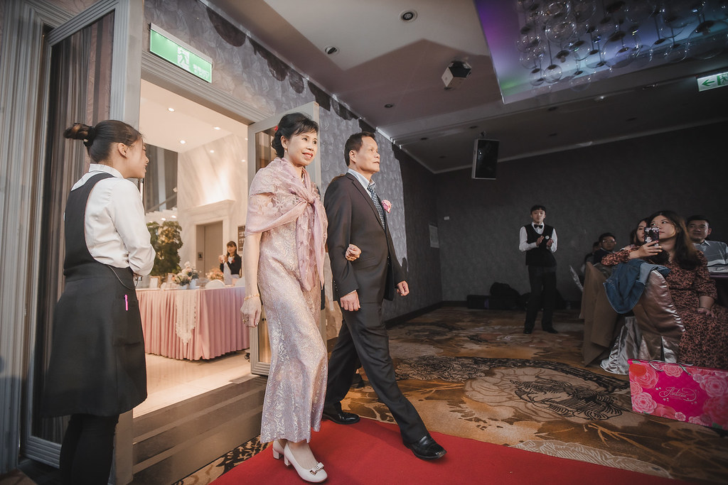 [婚禮攝影]文淵雅惠 文定迎娶午宴@新莊晶宴-最專業的團隊完成每場完美婚禮紀錄，拍的不只好更要快! #婚禮攝影
