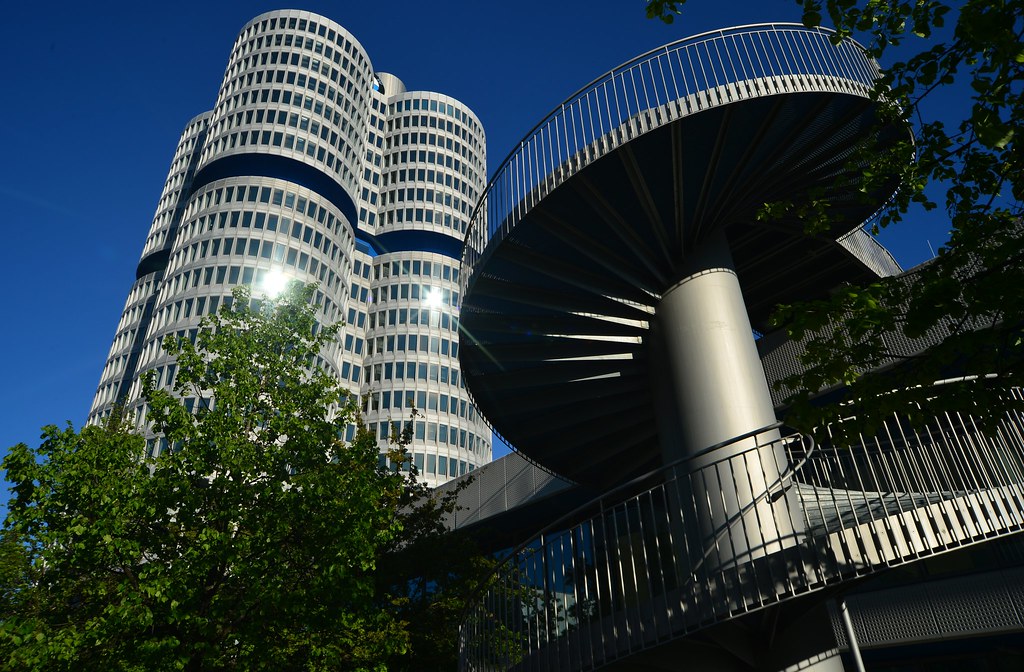 Munich - Round. | The BMW headquarters building and the spir… | Flickr
