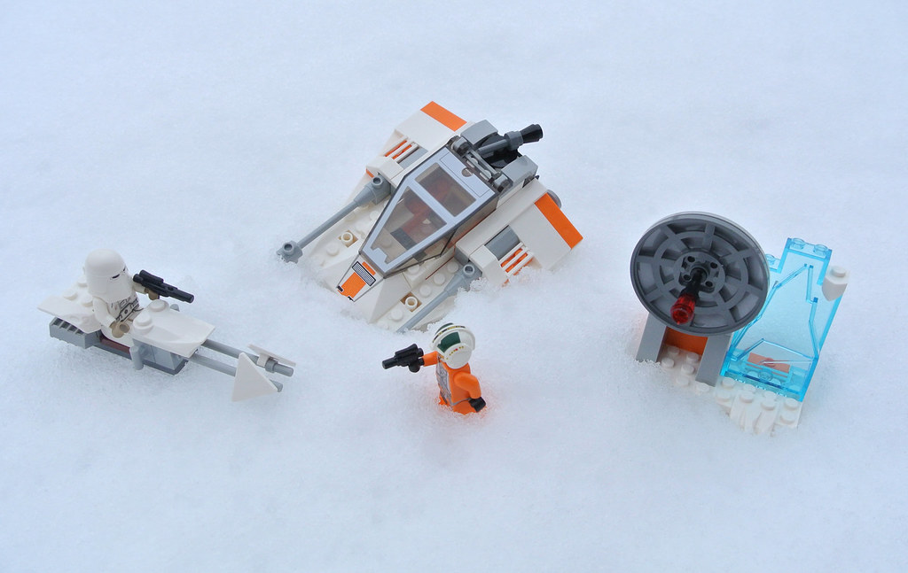 lego micro snowspeeder