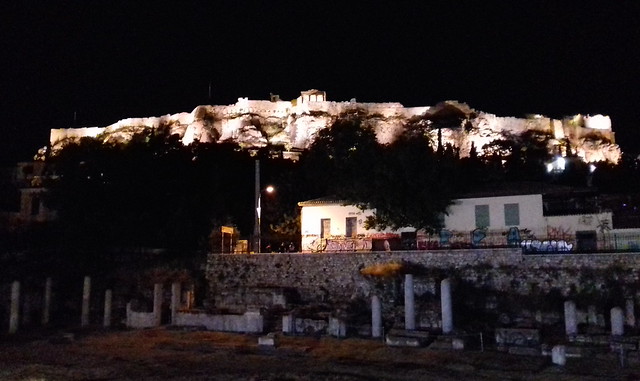 A night view of Acropolis
