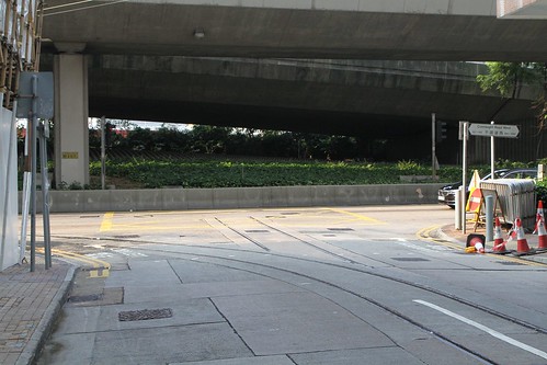 Disused straight section of track at the intersection of Chiu Kwong Street and Connaught Road West