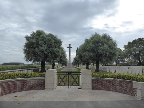 YPRES SALIENT - Perth Cemetery (China Wall) 28 July 2017