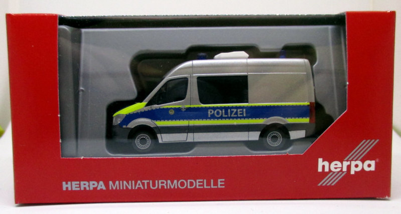 Herpa Mercedes Sprinter Polizei BERLIN 094993-1:87 Gefahrgutüberwachung 