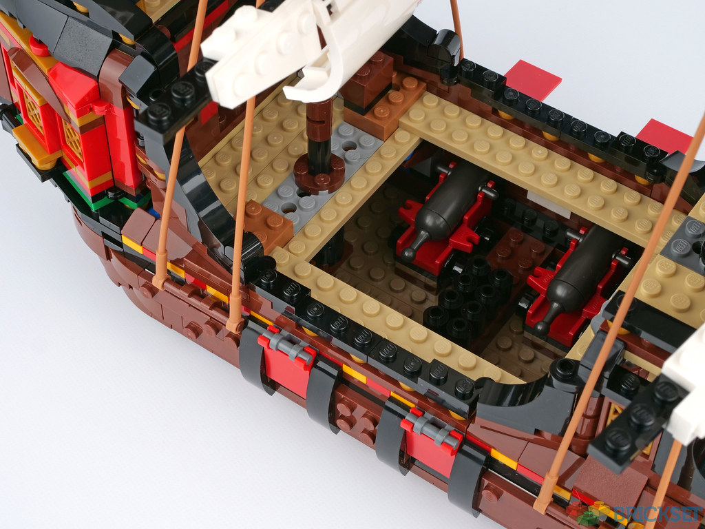 LEGO 31109 Pirate Ship review