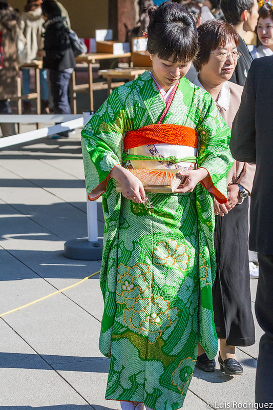 Precioso kimono de tipo shibori de color verde