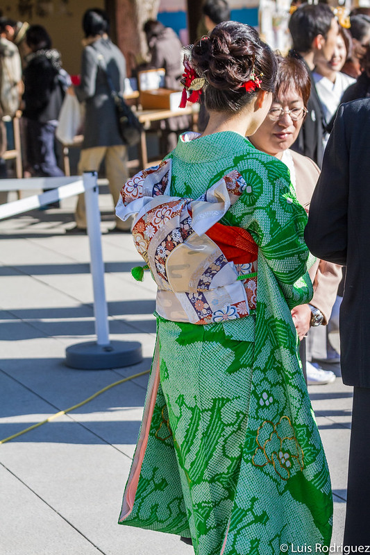 Detalle del obi y la parte trasera del kimono shibori