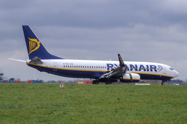 Ryanair Boeing 737-800 EI-DAV