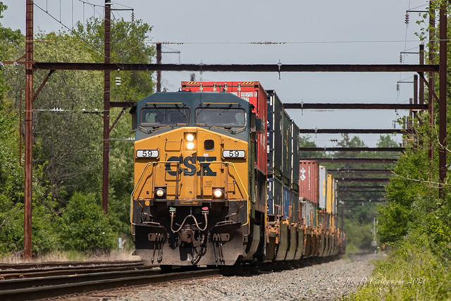 CSXT Q158 @ Oxford Valley, PA