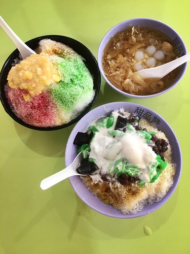 Singapore deserts - Ice Kachang | by cattan2011
