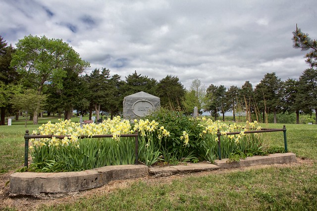 Cemetery at Alcove Spring, Kansas
