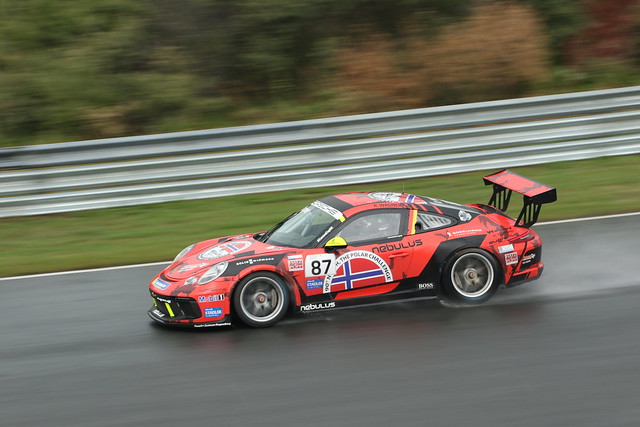 PORSCHE 911 GT3 CUP