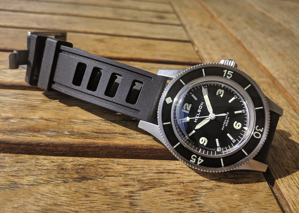 **** La montre du jour ! Vol. 39**** - Page 2 49922197811_4cd603eefa_b