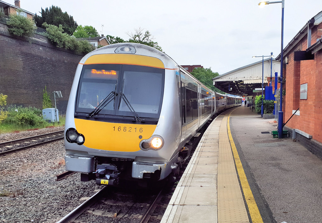 168216 | 168216 at High Wycombe with the 1G05 06.12 High Wyc… | Flickr