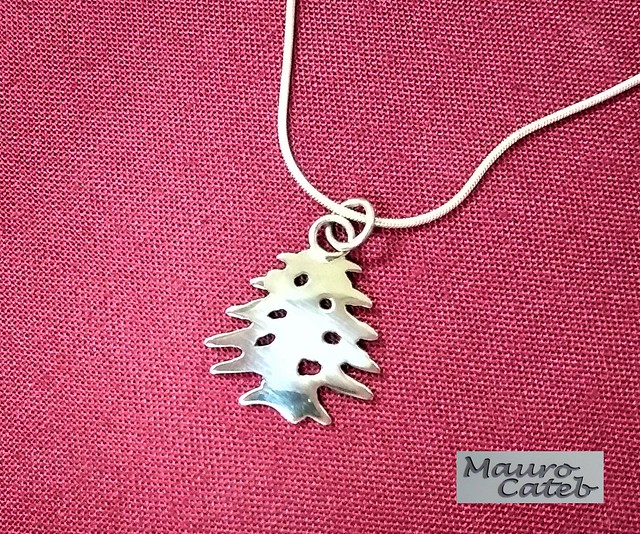 White gold cedar of Lebanon pendant