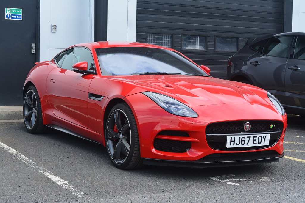 Jaguar F-Type 5.0 Supercharged V8 R AWD Coupe