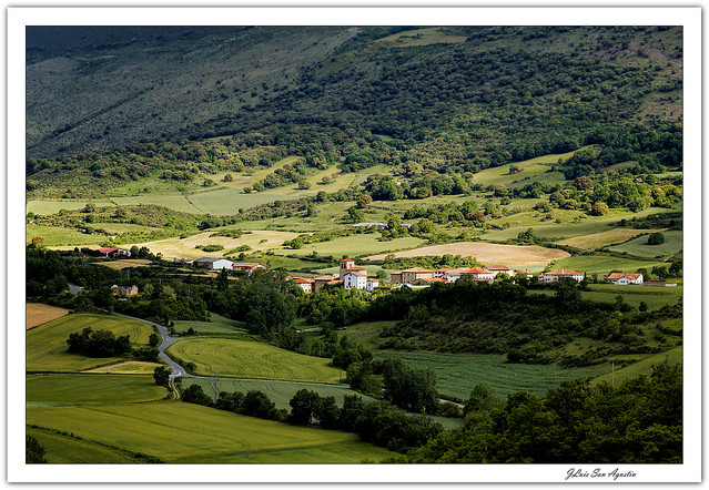 Ollo (Valle de Ollo)  ... **Navarra**