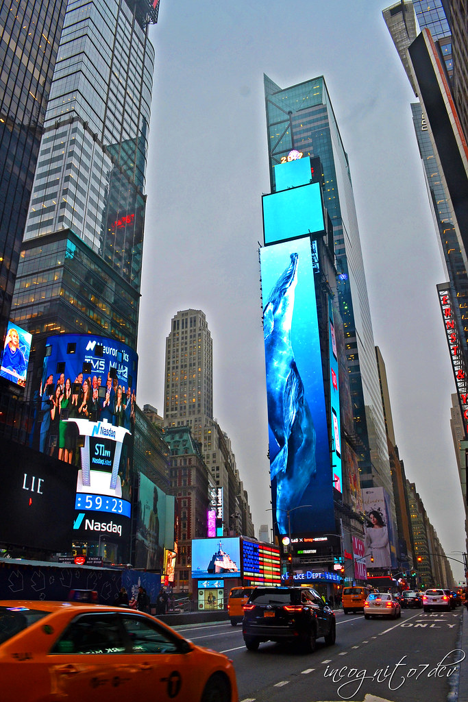 One Times Square Ball & 2019 New Billboard Screens Manhattan New York City NY P00537 DSC_1886