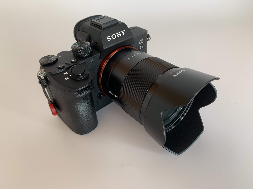 SEL35F18F のレビューと作例 フルサイズの神レンズ SONY FE 35mm F1.8 
