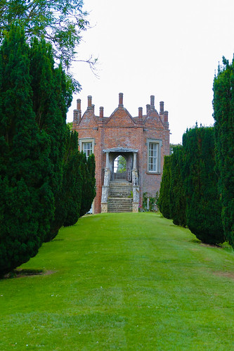 perspective vanishingpoint banquetinghouse melfordhall longmelford suffolk nationaltrust