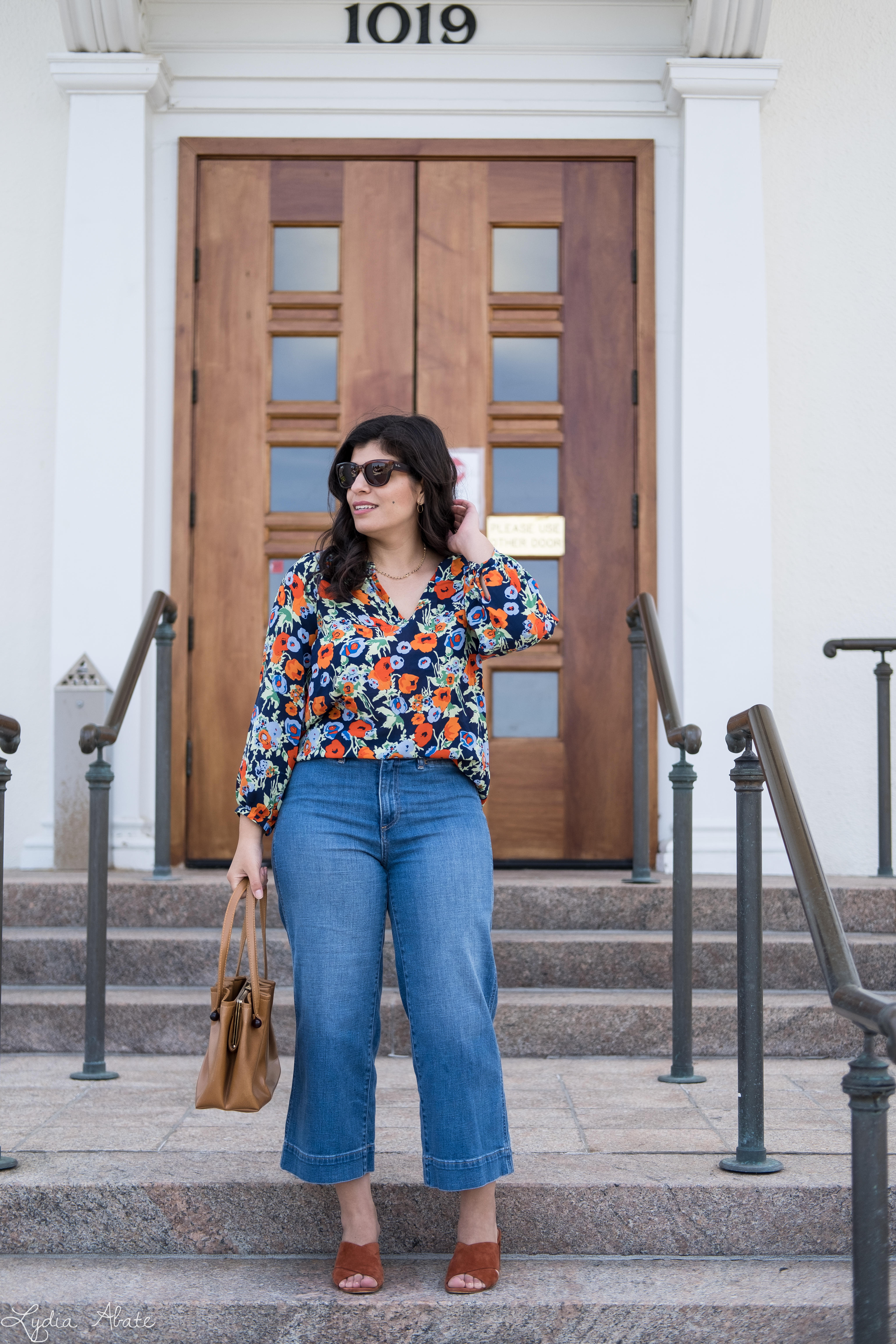 floral silk blouse, wide leg jeans, rust mules, brown bag-6.jpg